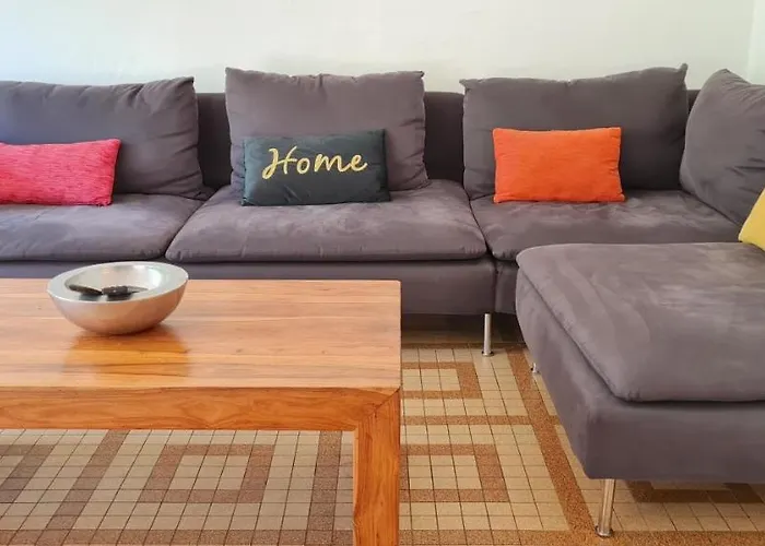 Maison La Fleur D'oranger Climatisée, Classée 3 étoiles, Jardin Clos, Box Internet Сasa de vacaciones *
