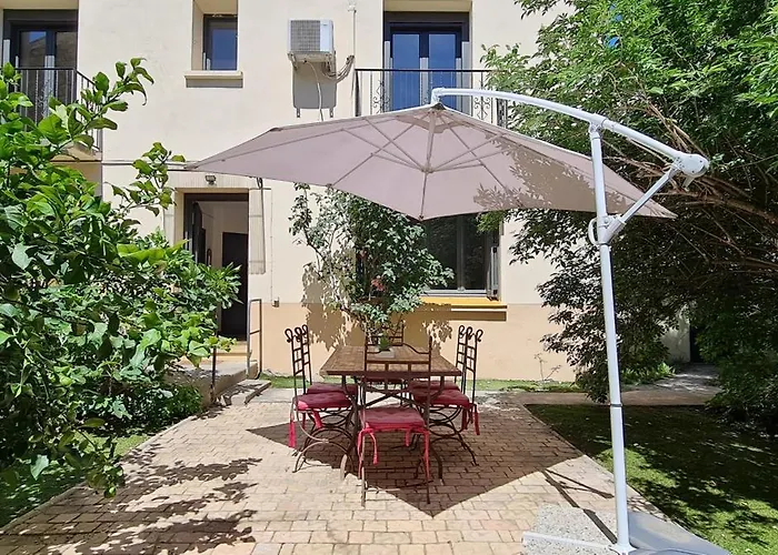 Maison La Fleur D'oranger Climatisée, Classée 3 étoiles, Jardin Clos, Box Internet Сasa de vacaciones